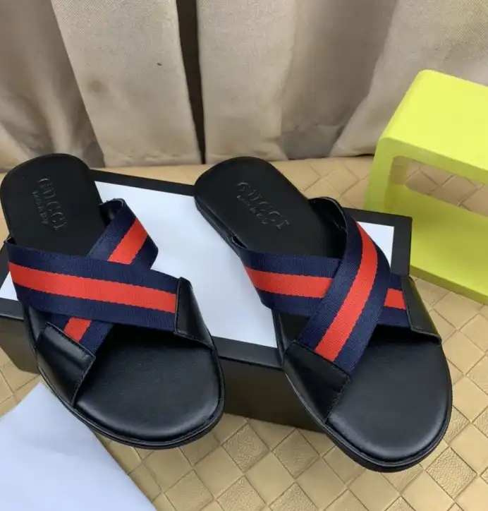 hype Gucci Slippers