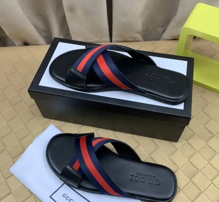 hype Gucci Slippers