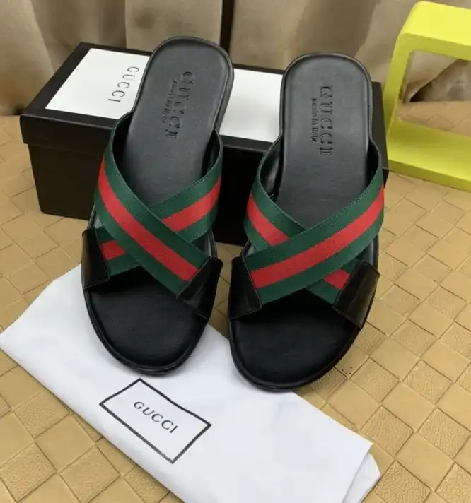 hype Gucci Slippers