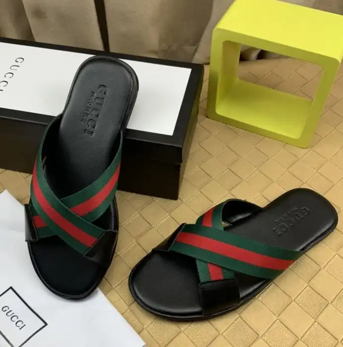 hype Gucci Slippers