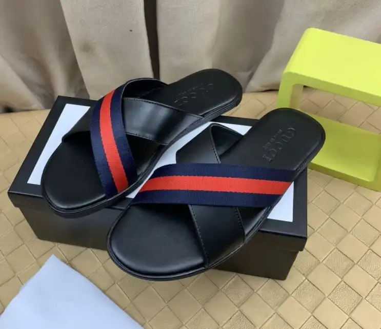 hype Gucci Slippers