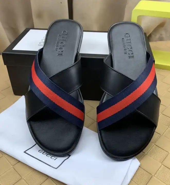 hype Gucci Slippers