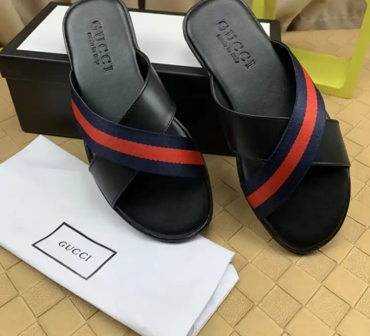 hype Gucci Slippers