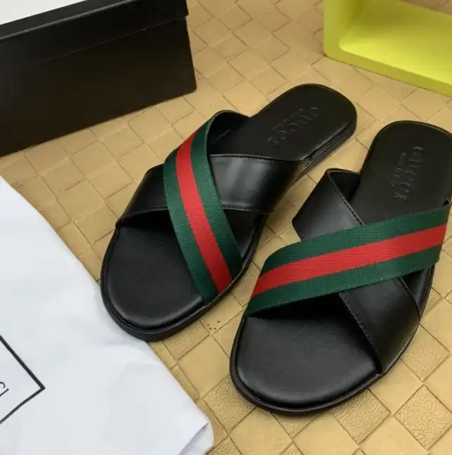 hype Gucci Slippers