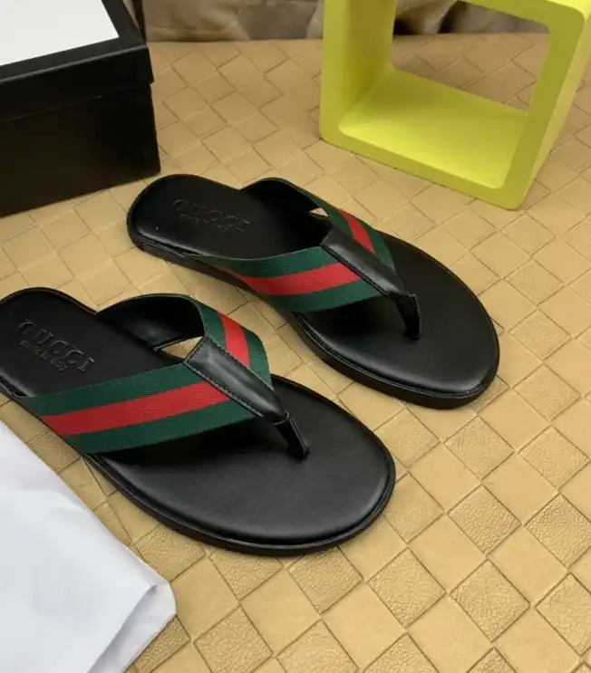 hype Gucci Slippers