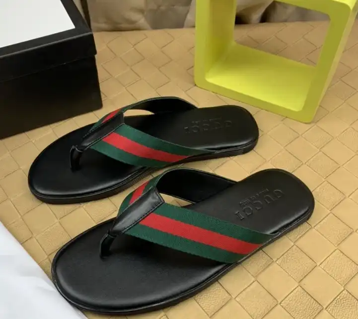 hype Gucci Slippers