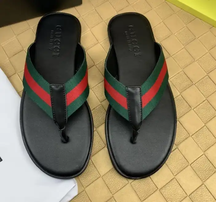 hype Gucci Slippers