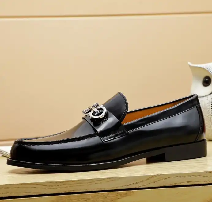 hype Ferragamo Leather Shoes