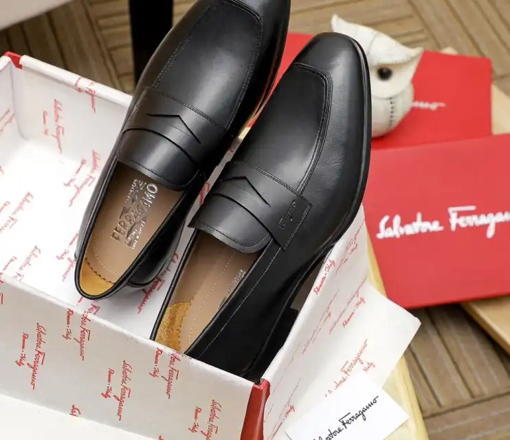 hype Ferragamo Leather Shoes