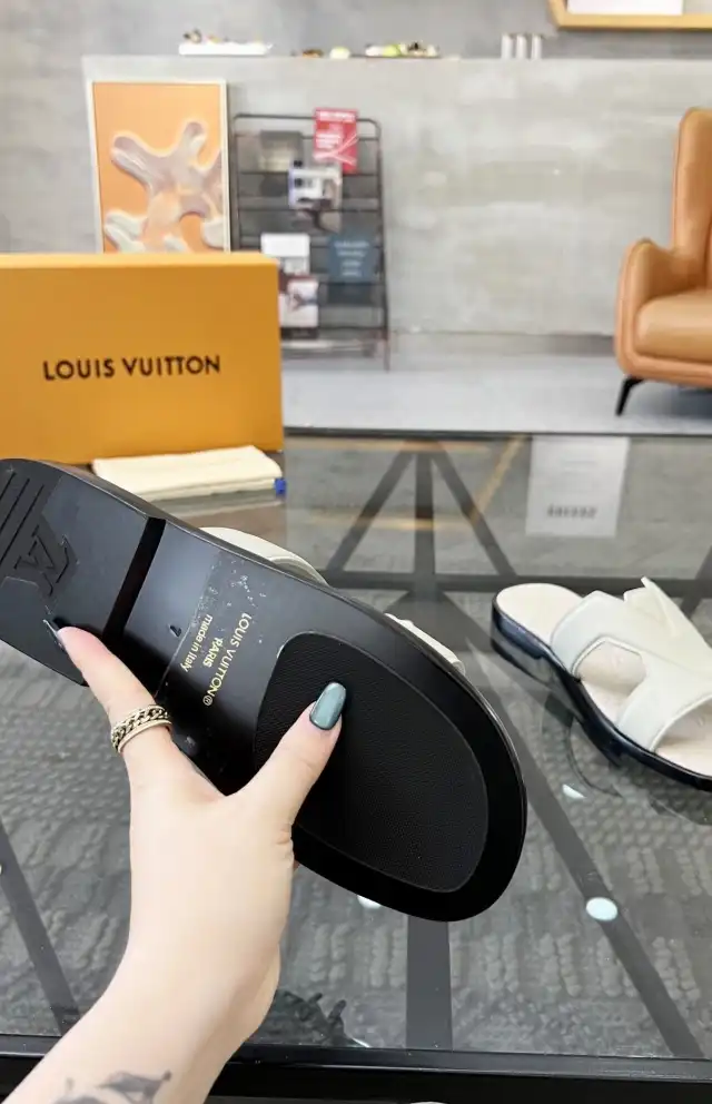 hype LV Slippers