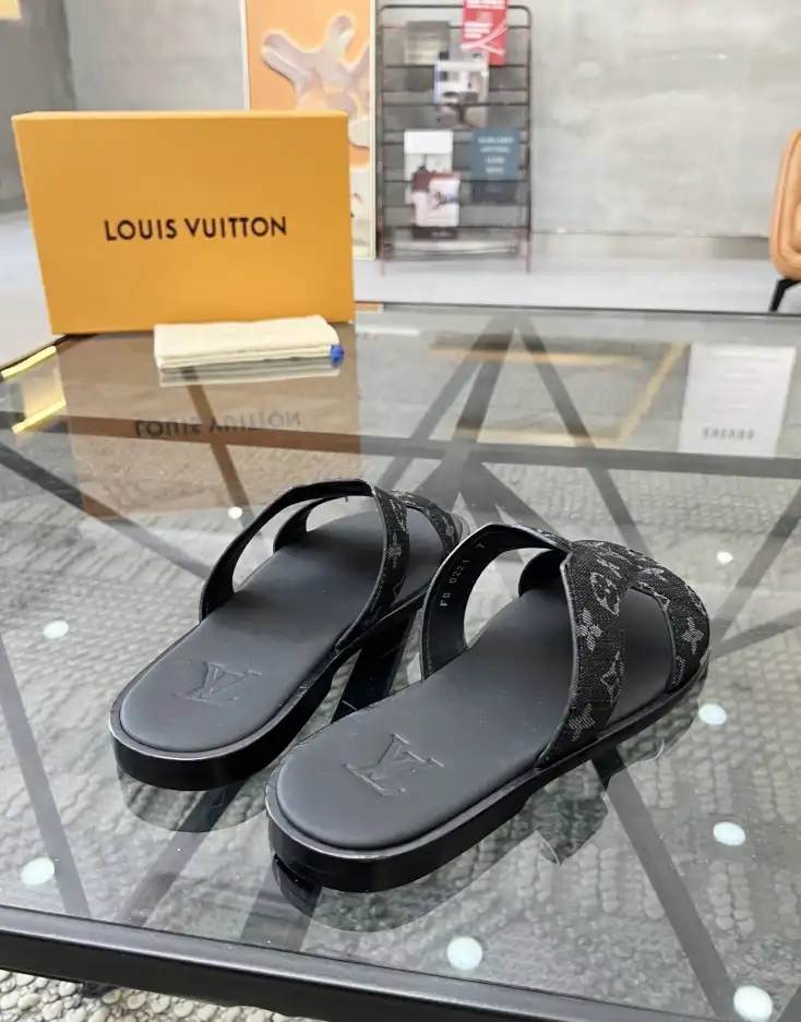 hype LV Slippers