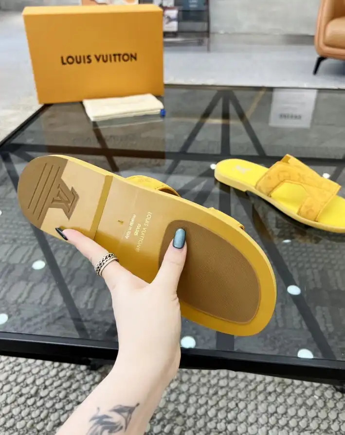 hype LV Slippers