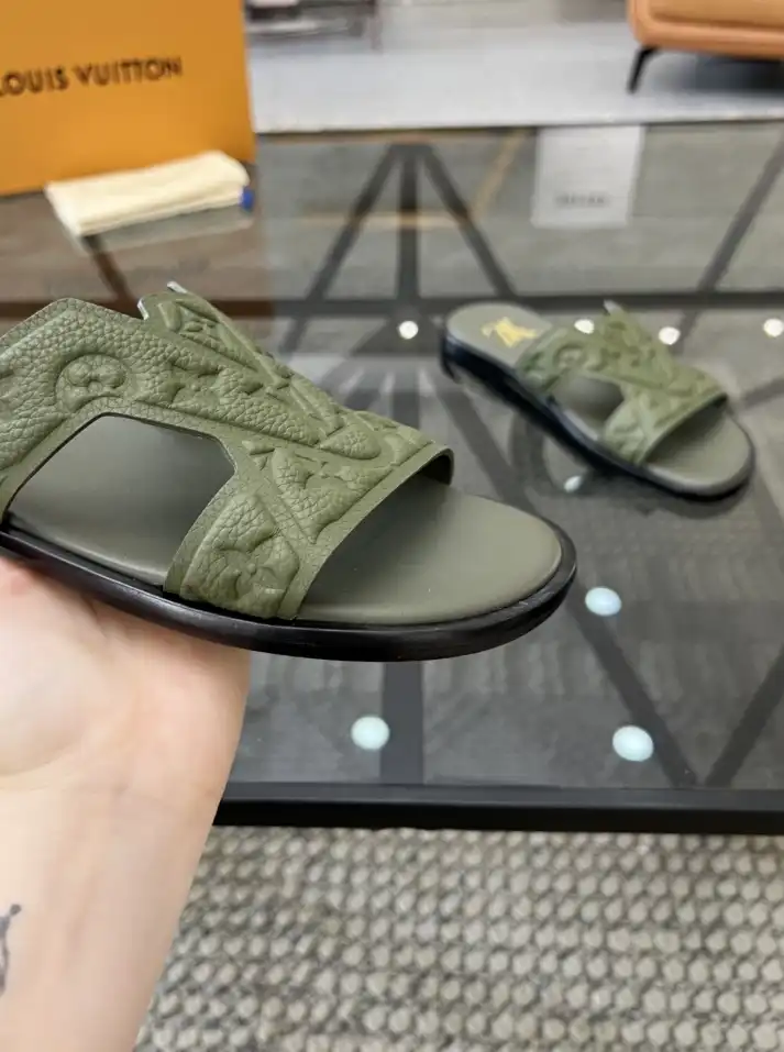 hype LV Slippers