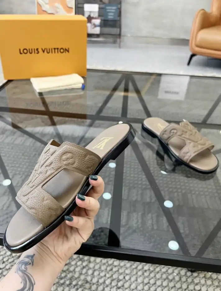 hype LV Slippers