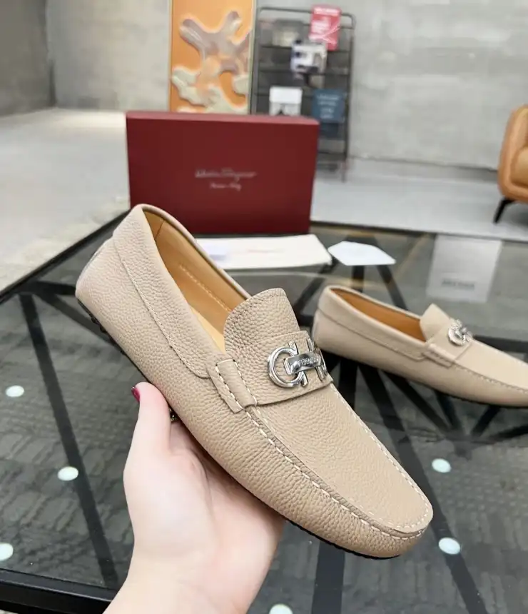 hype Ferragamo Leather Shoes