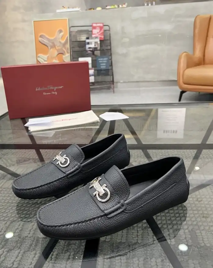 hype Ferragamo Leather Shoes