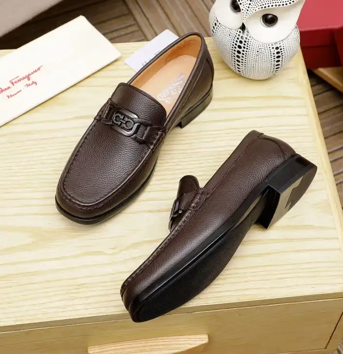 hype Ferragamo Leather Shoes