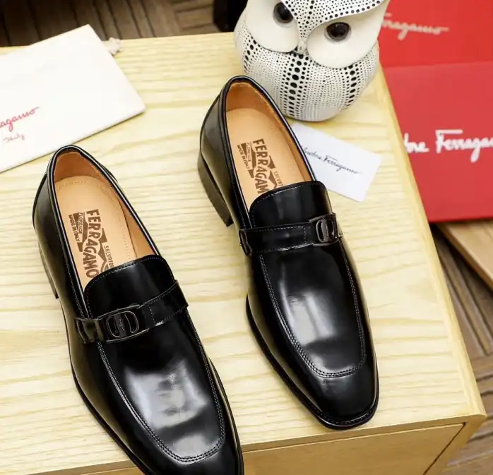 hype Ferragamo Leather Shoes