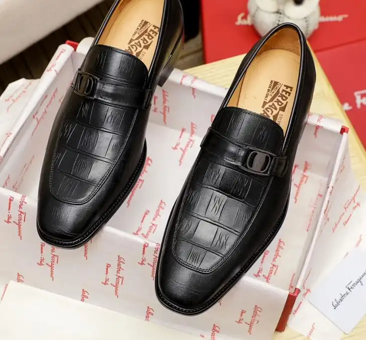 hype Ferragamo Leather Shoes