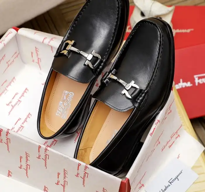 hype Ferragamo Leather Shoes