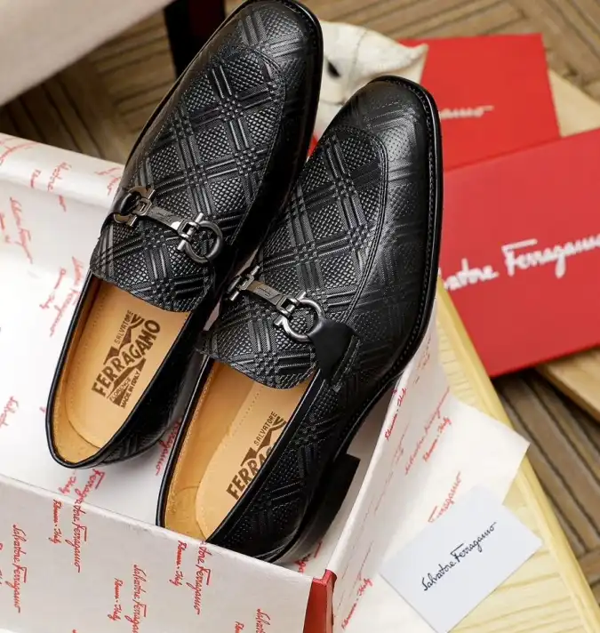 hype Ferragamo Leather Shoes