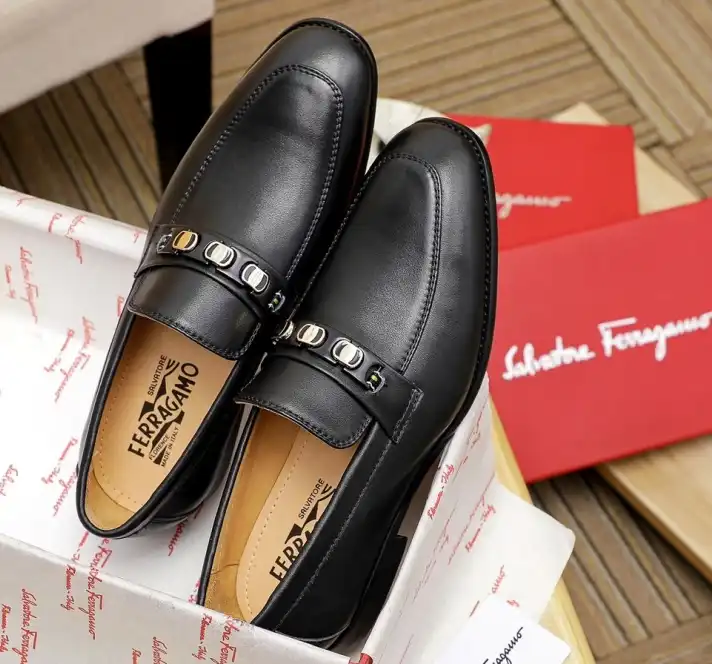 hype Ferragamo Leather Shoes