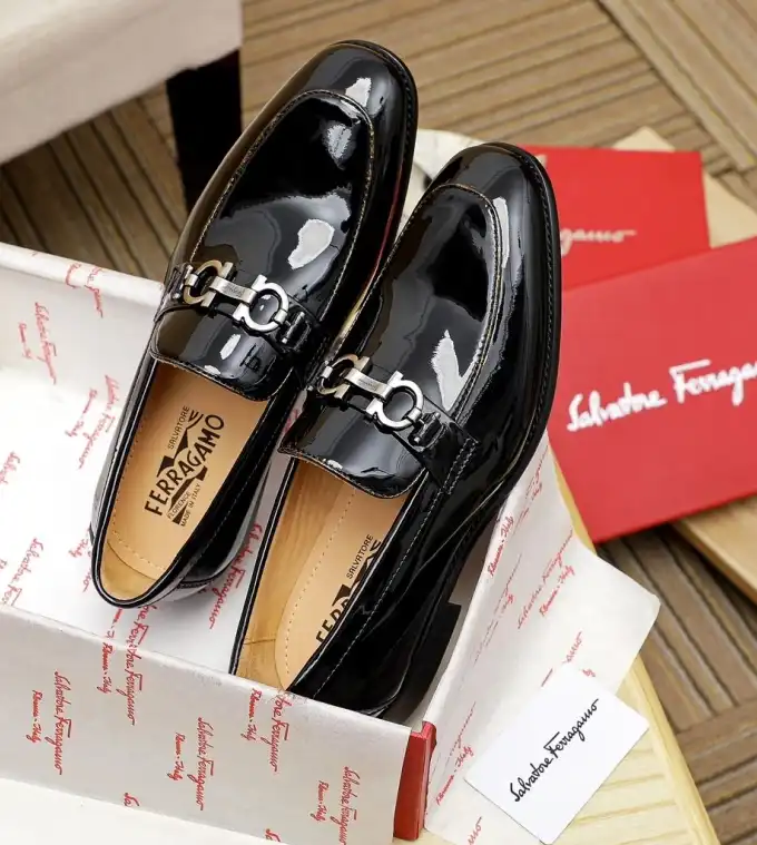 hype Ferragamo Leather Shoes