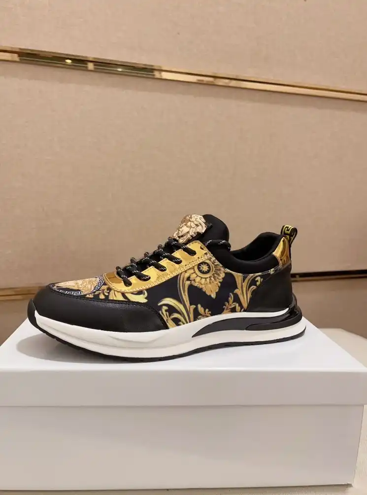 hype Givenchy Sneakers