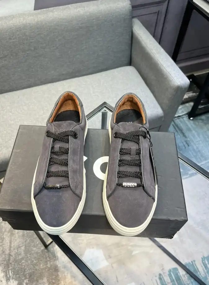 hype Boss Low Shoes