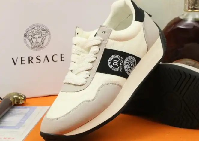 hype Givenchy Sneakers