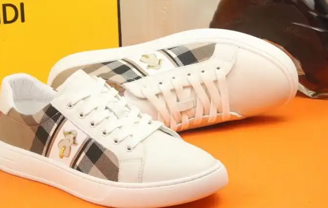 hype Fendi Sneakers