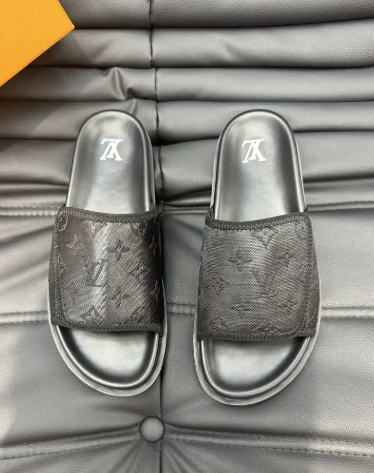 hype LV Slippers