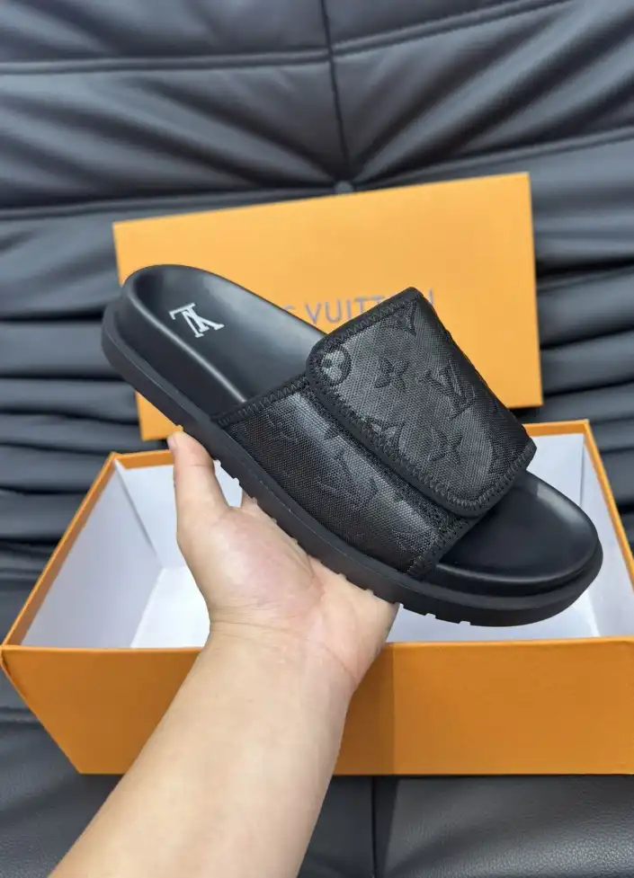 hype LV Slippers