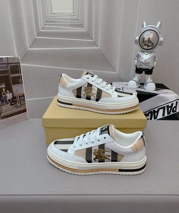 hype Burberry Sneakers