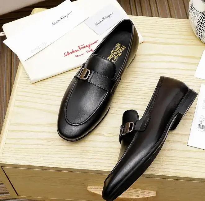 hype Ferragamo Leather Shoes