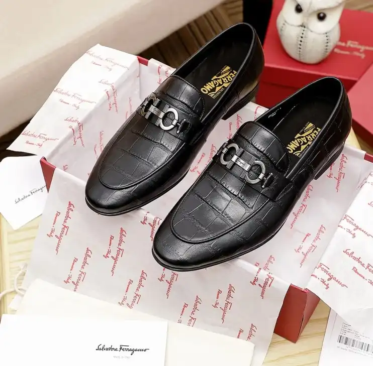 hype Ferragamo Leather Shoes