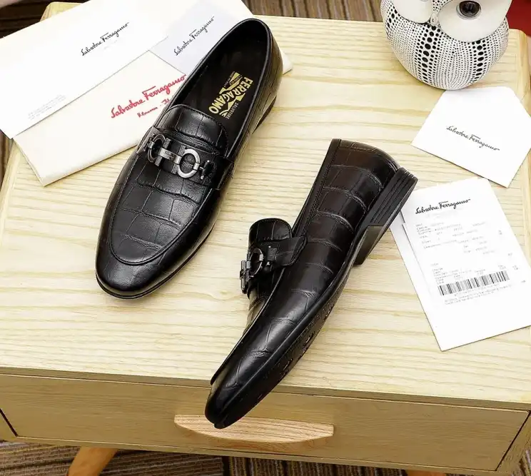 hype Ferragamo Leather Shoes