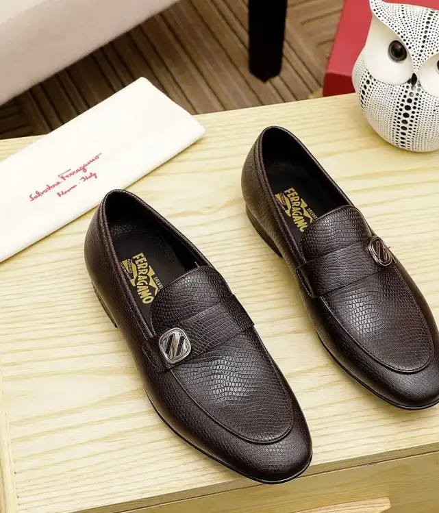 hype Ferragamo Leather Shoes