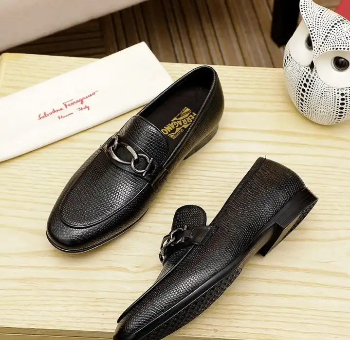 hype Ferragamo Leather Shoes