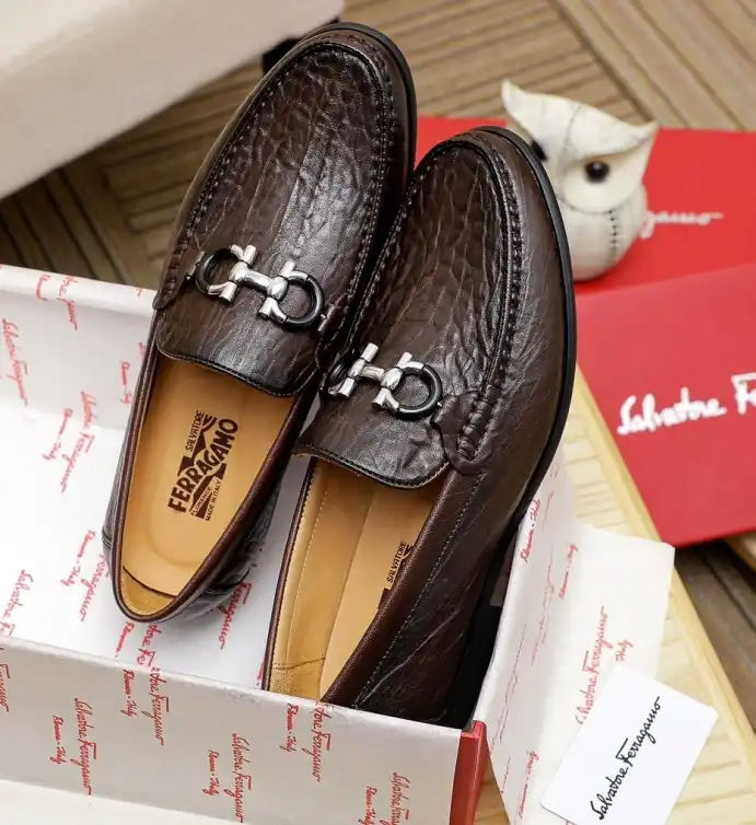 hype Ferragamo Leather Shoes