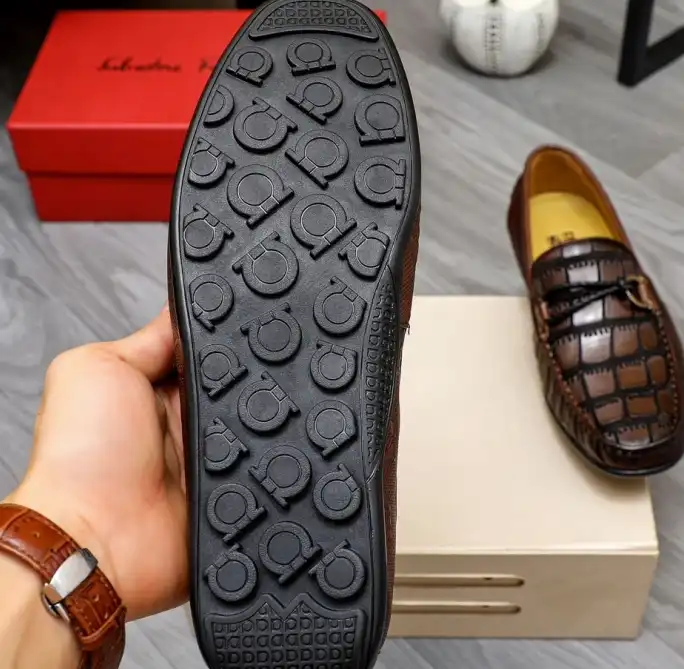 hype Ferragamo Leather Shoes