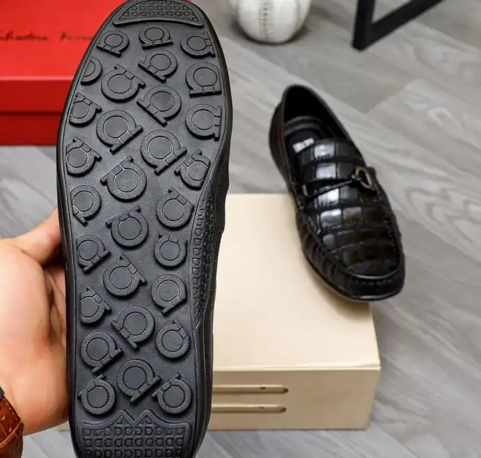 hype Ferragamo Leather Shoes