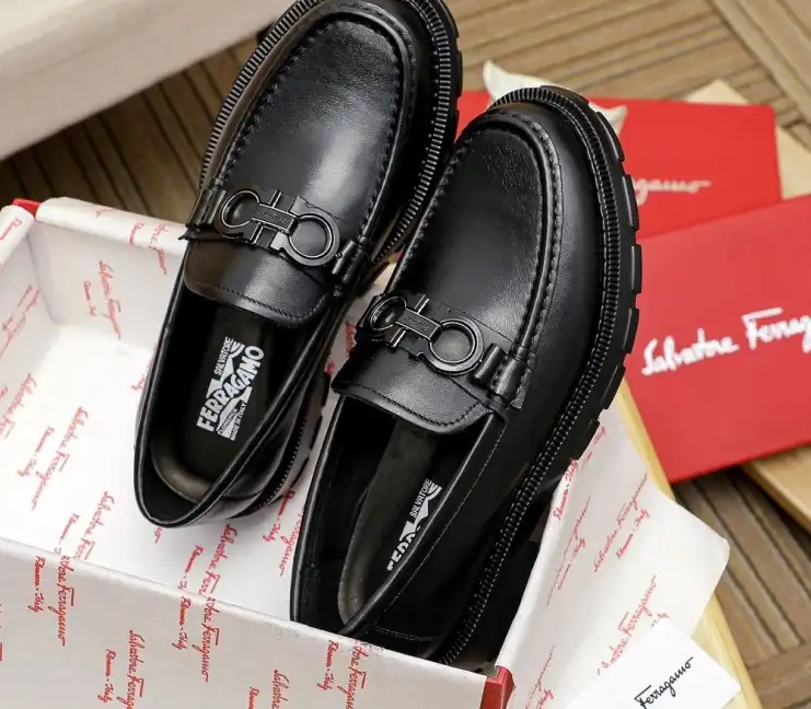 hype Ferragamo Leather Shoes