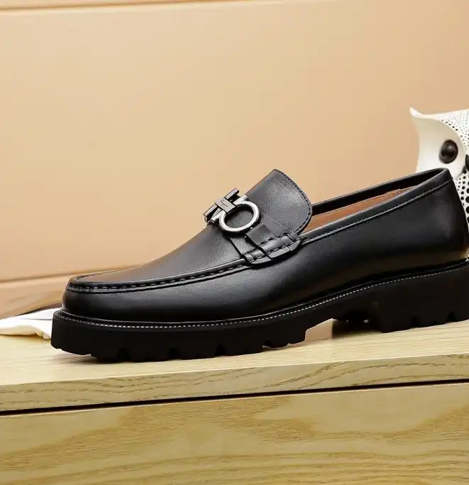 hype Ferragamo Leather Shoes