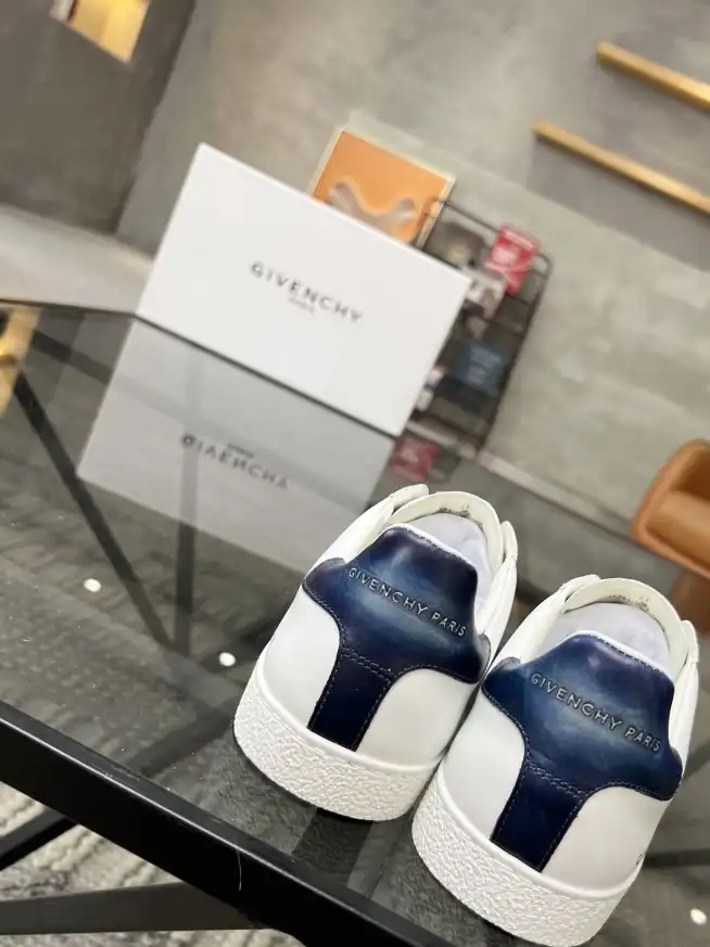 hype Givenchy Sneakers