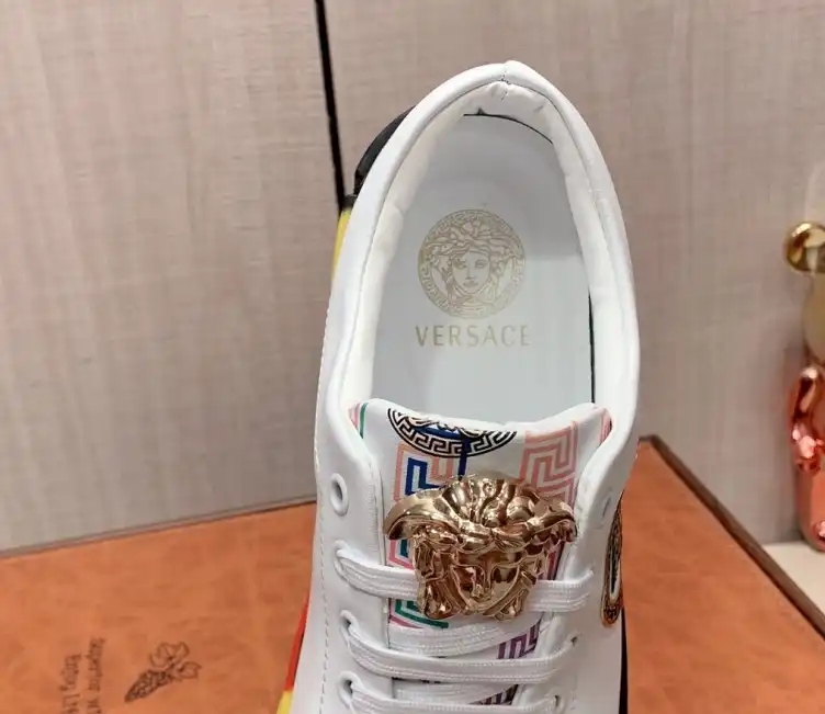 hype Givenchy Sneakers