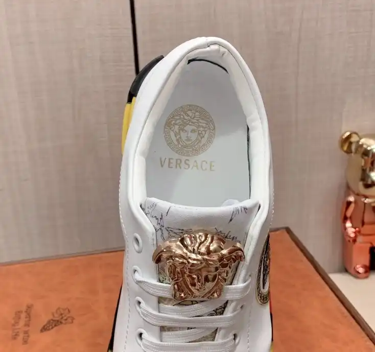 hype Givenchy Sneakers