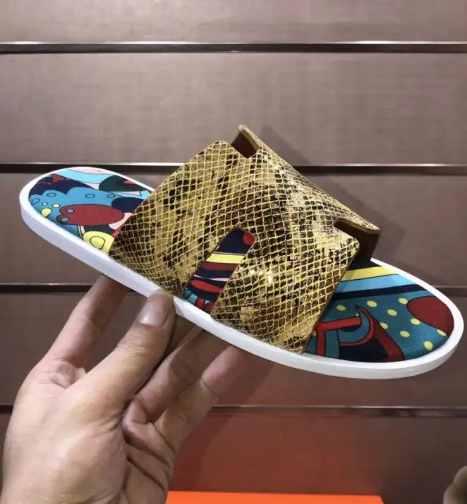 hype Hermes Slippers