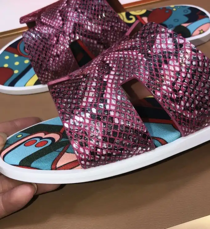 hype Hermes Slippers