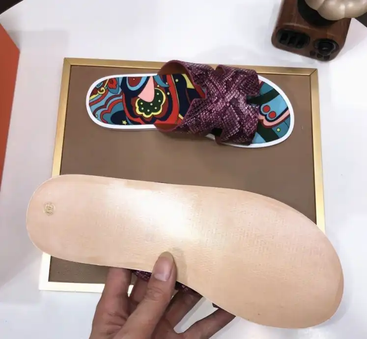 hype Hermes Slippers